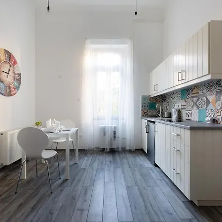 Apartamento J26 Josika
