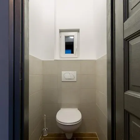 J26 Josika Будапешт