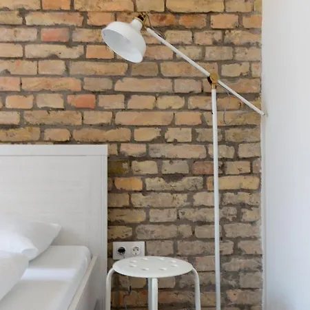 J26 Josika * Boedapest